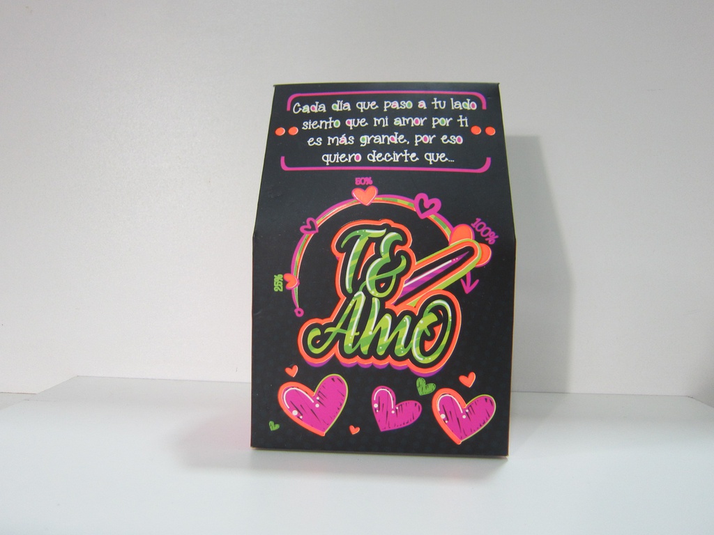 Caja carterita negra,morado  Te amo con corazones rosados  21x14